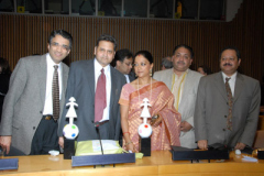 CM_VR_RANA_2007-133